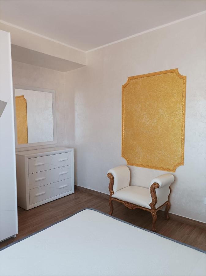 Casa Micaela Apartment Chioggia Bagian luar foto